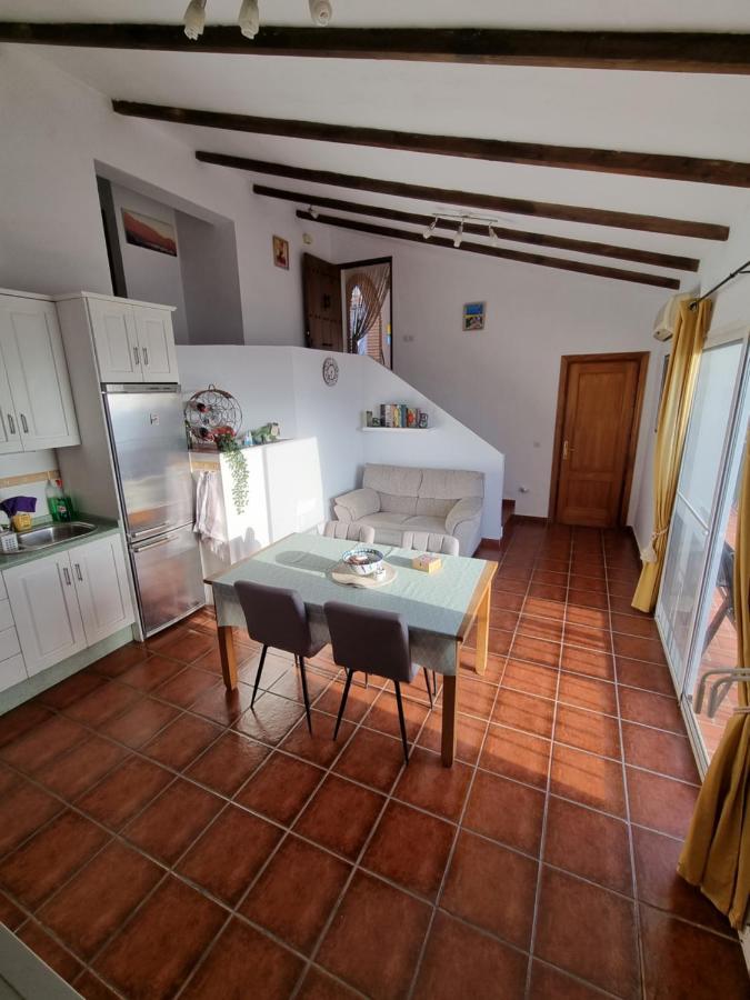 Lovely 2 Bed Apartment With Stunning Views & Pool Cómpeta エクステリア 写真