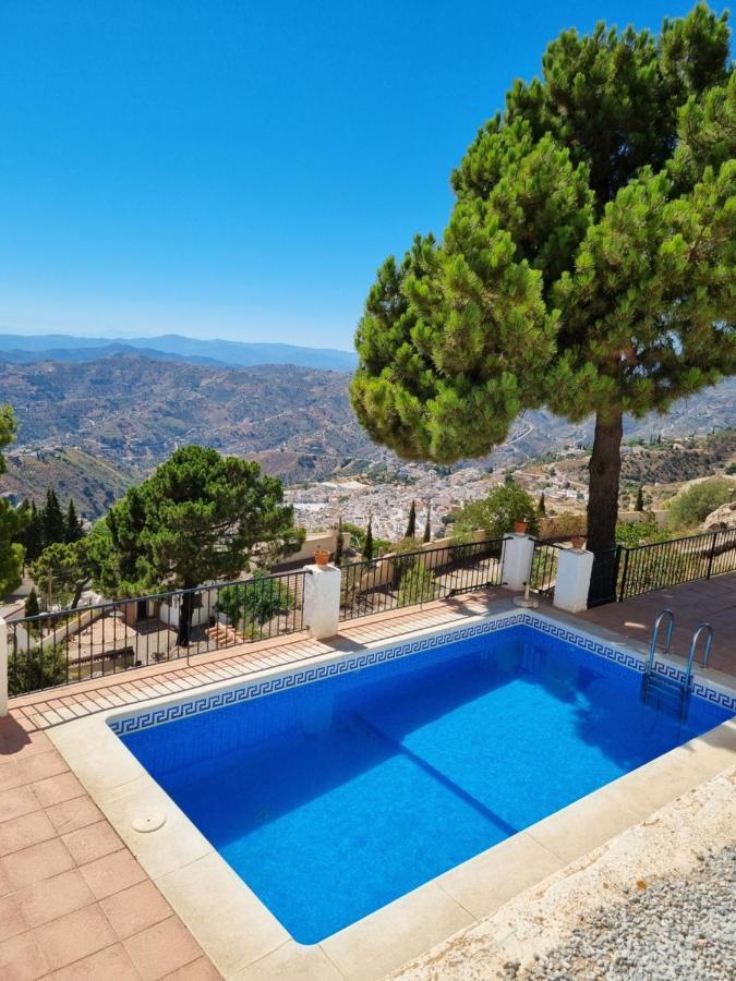 Lovely 2 Bed Apartment With Stunning Views & Pool Cómpeta エクステリア 写真